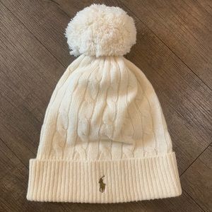 Polo Ralph Lauren 🤍White Beanie w/ PomPom🤍